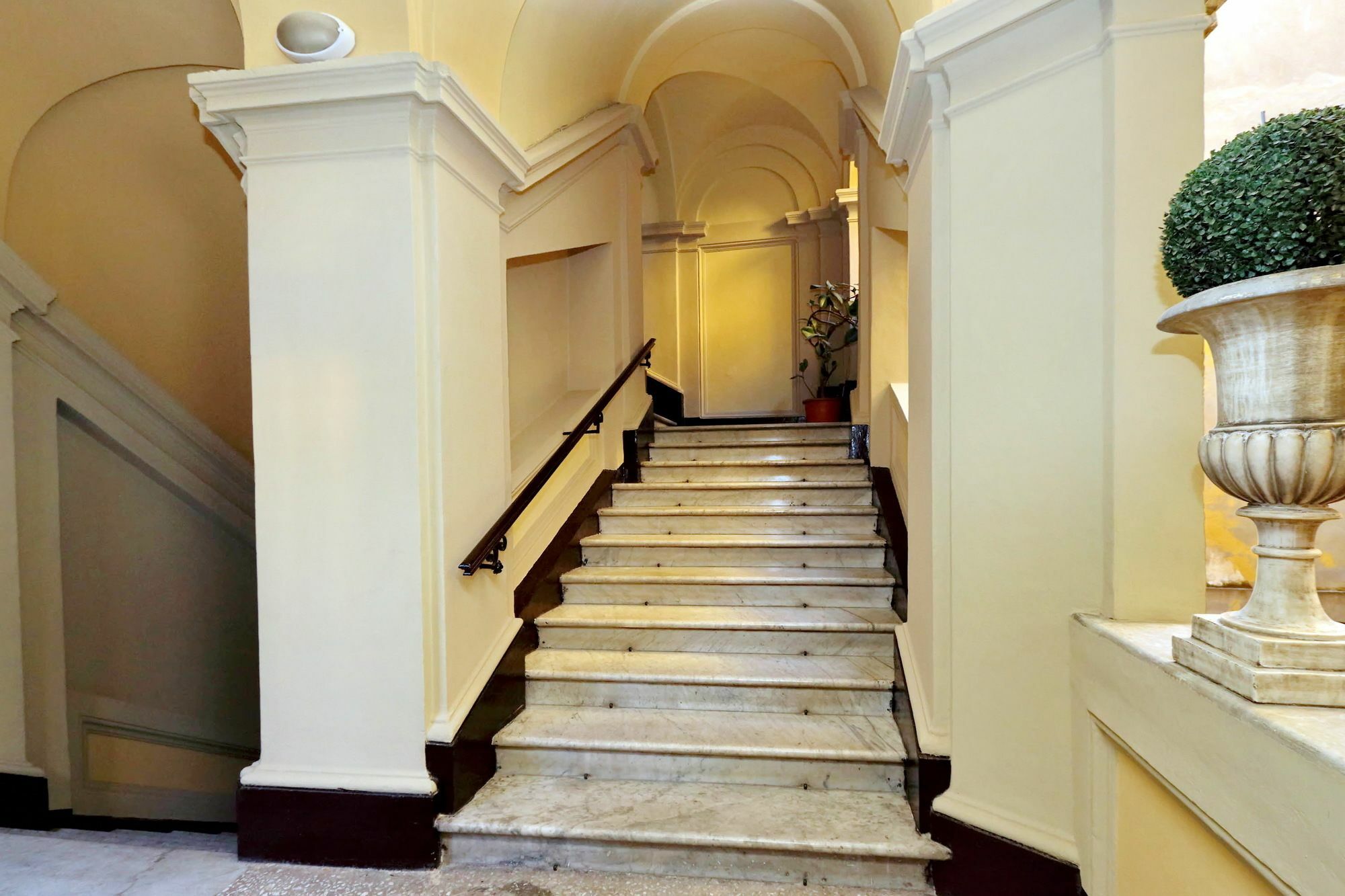 Triton Place Apartment